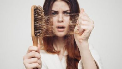 Фото - Почему выпадают волосы у женщин?